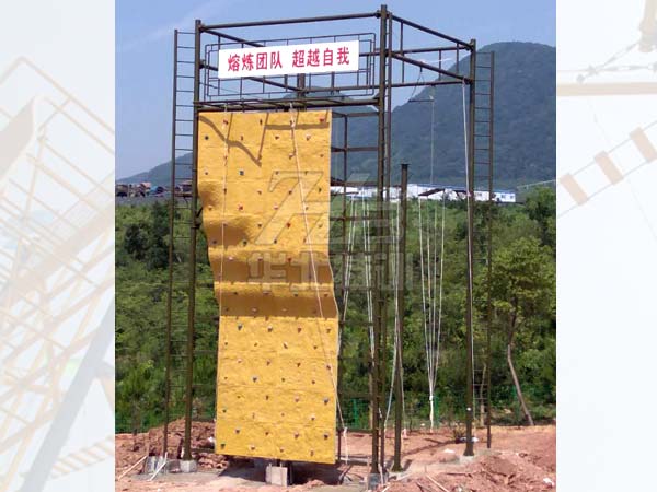 攀爬开云(中国)时怎样才能保护手关节不受伤害呢?